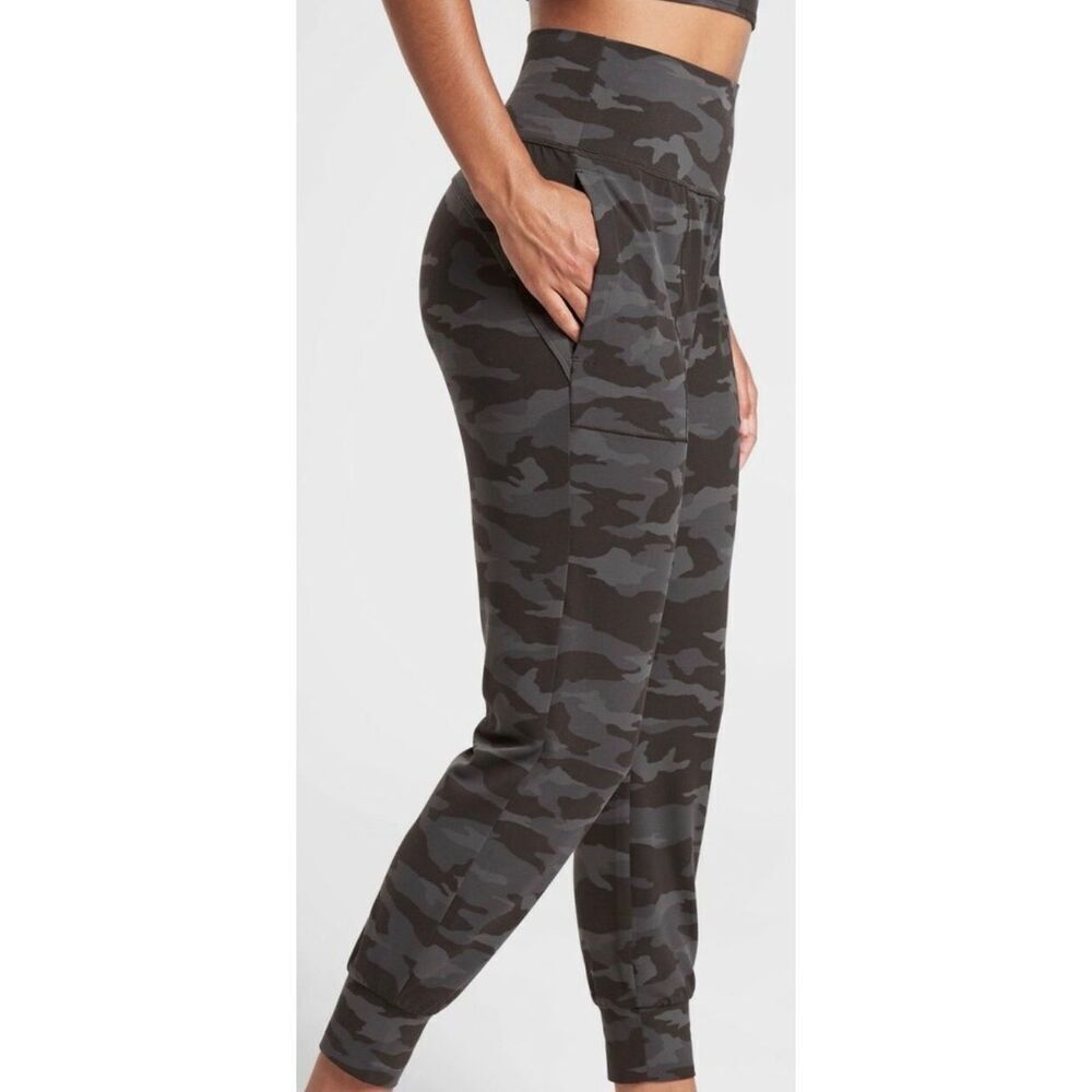 ATHLETA Salutation gray Camo SEAMLESS JOGGERS PANTS sz S